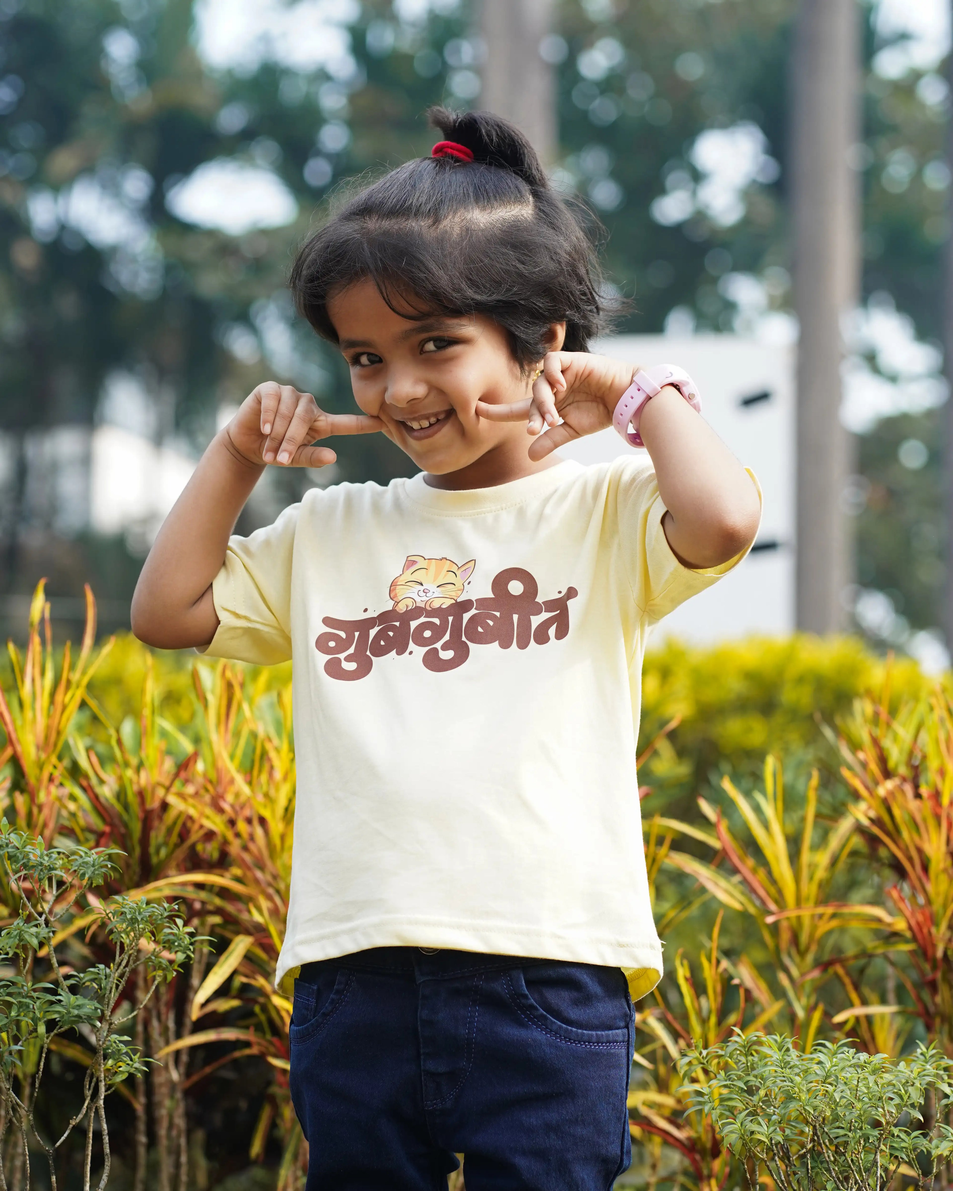 Gubgubit Marathi Quote T Shirt Bold Desi Streetwear – Marathi Quote T-Shirt | Prettymoon